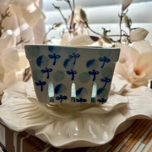 Anthropologie Ceramic 🫐 Berry Basket